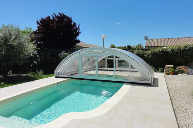 Les abris piscine : Pour ou contre ?